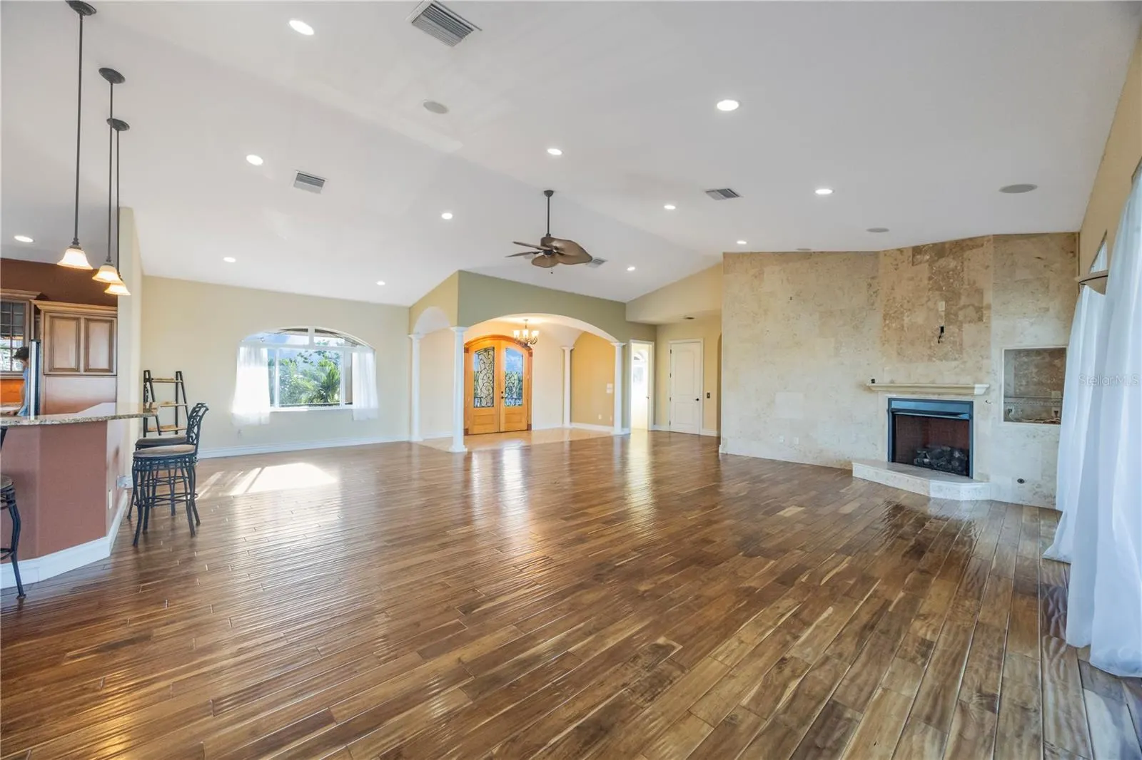 736 PRUITT DR