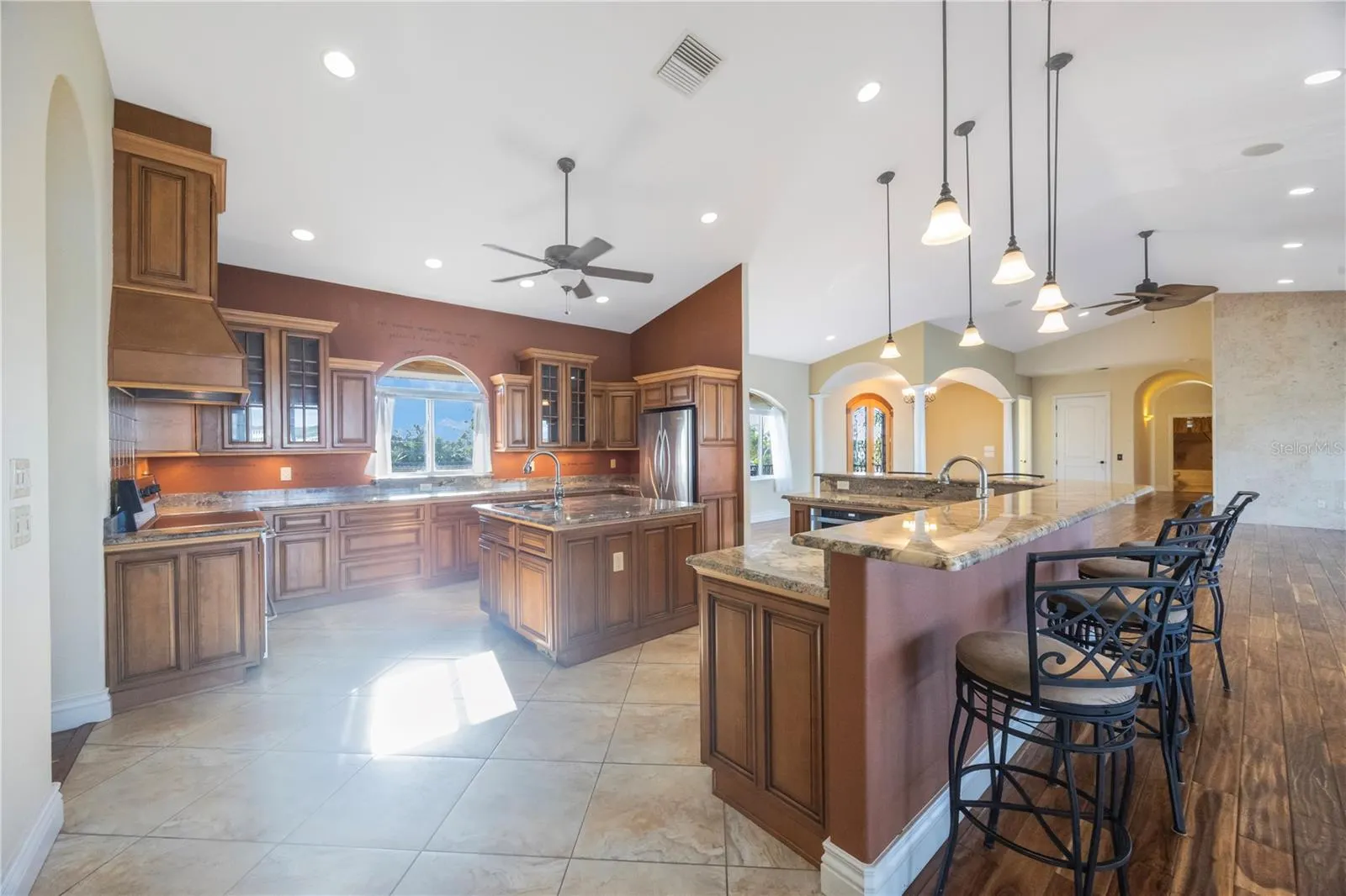736 PRUITT DR