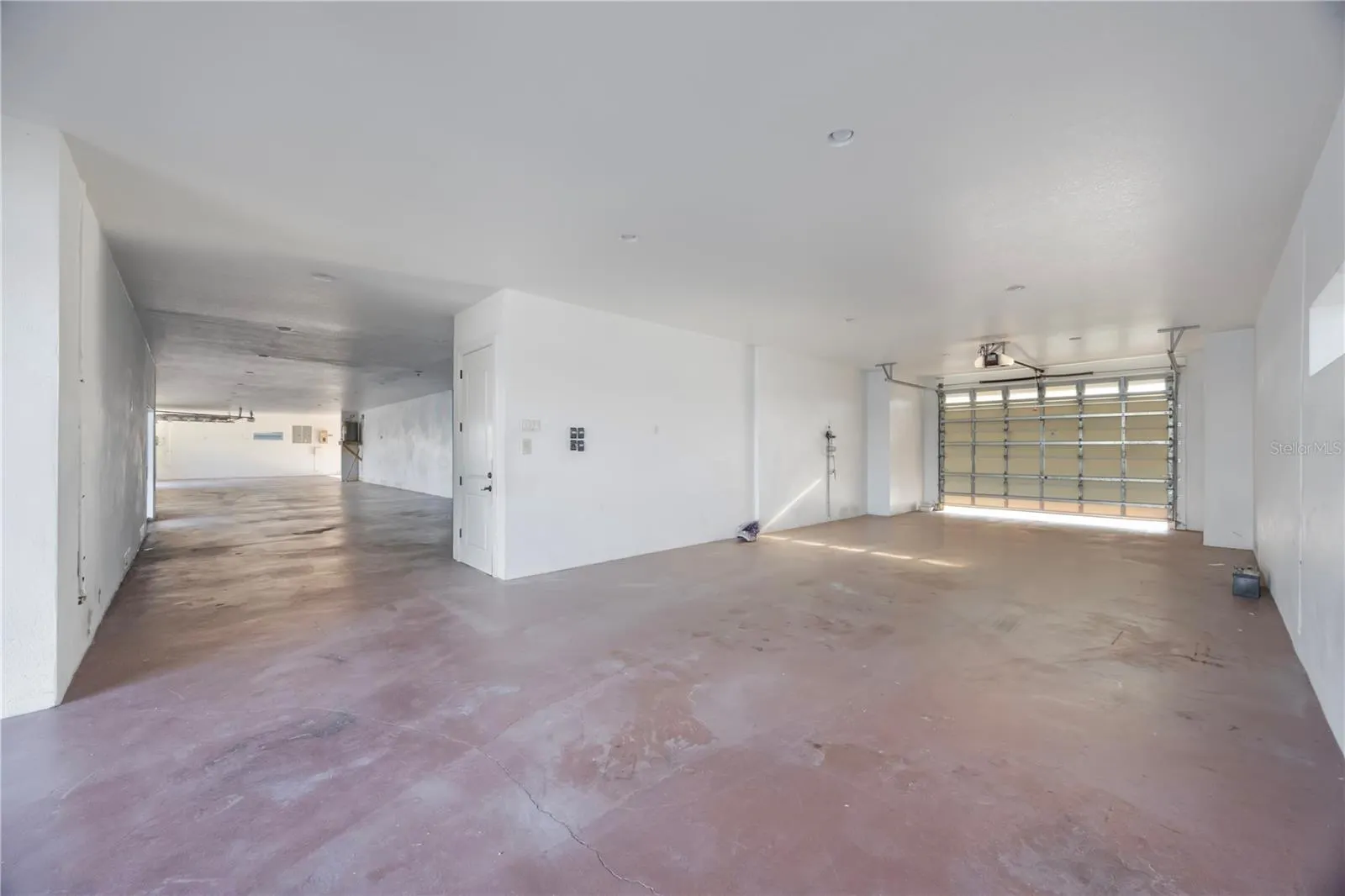 736 PRUITT DR
