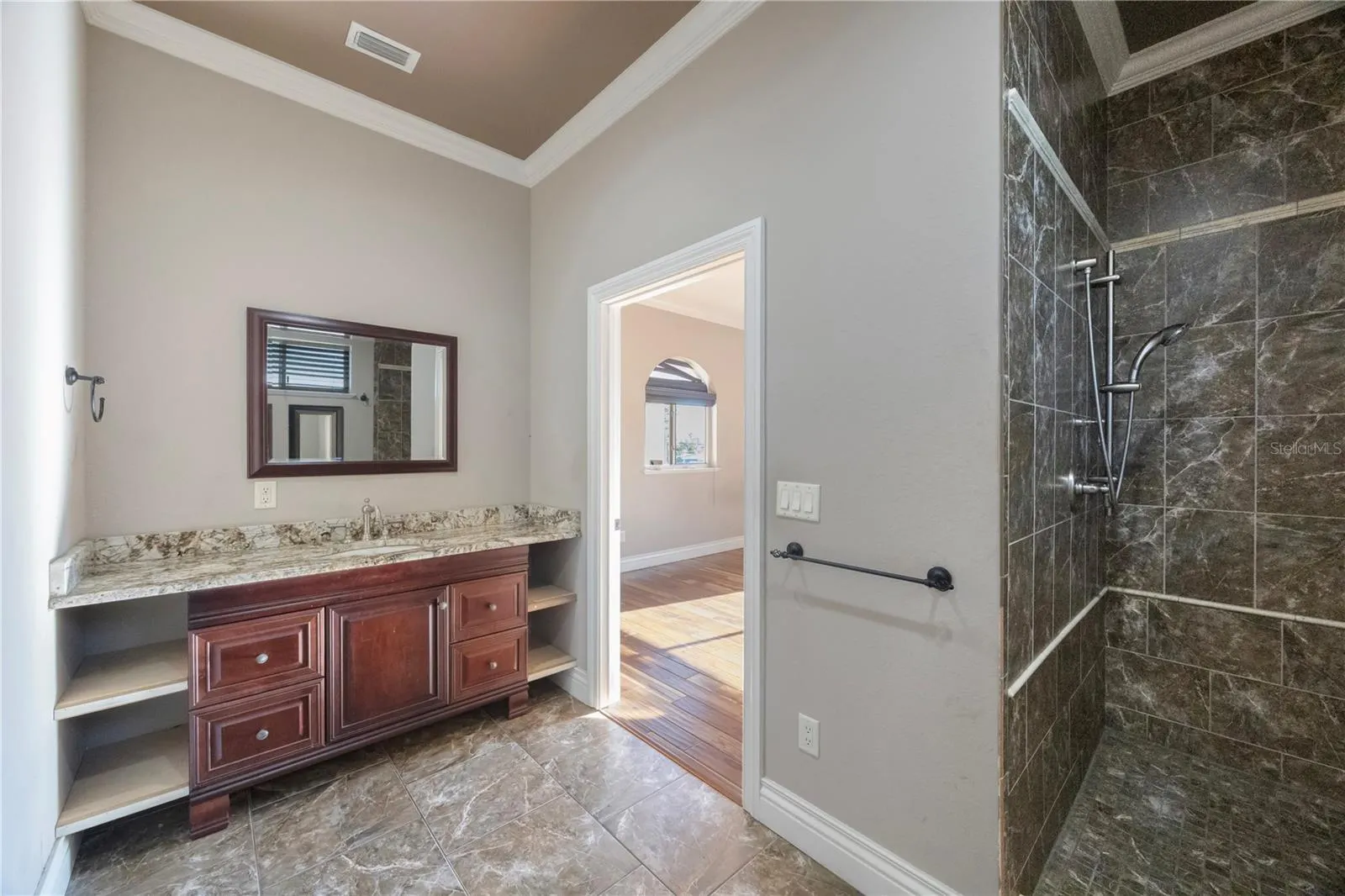 736 PRUITT DR