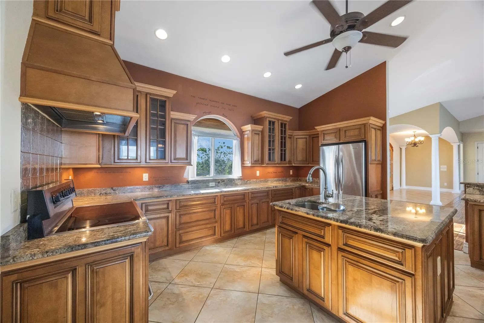 736 PRUITT DR