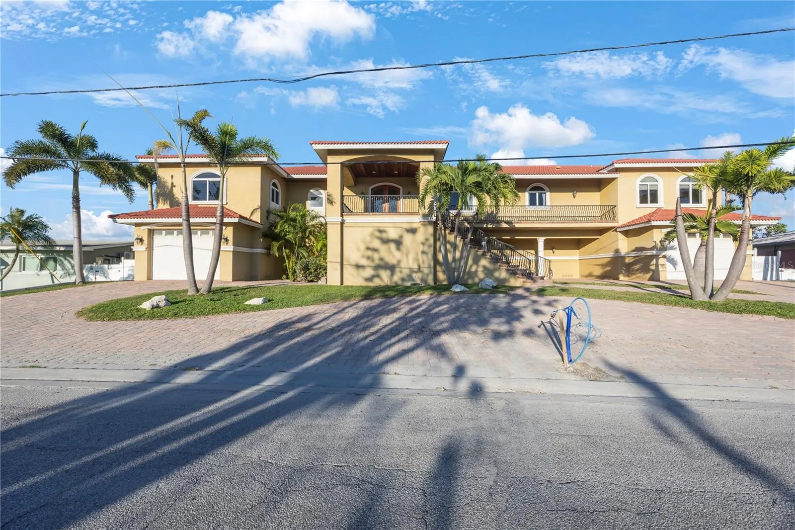 736 PRUITT DR