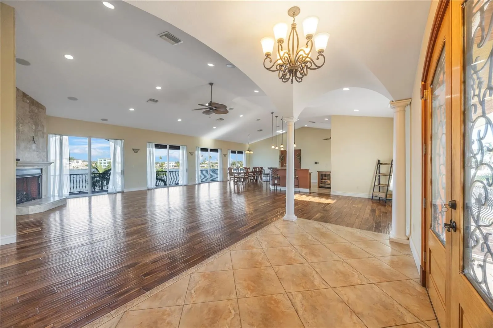 736 PRUITT DR
