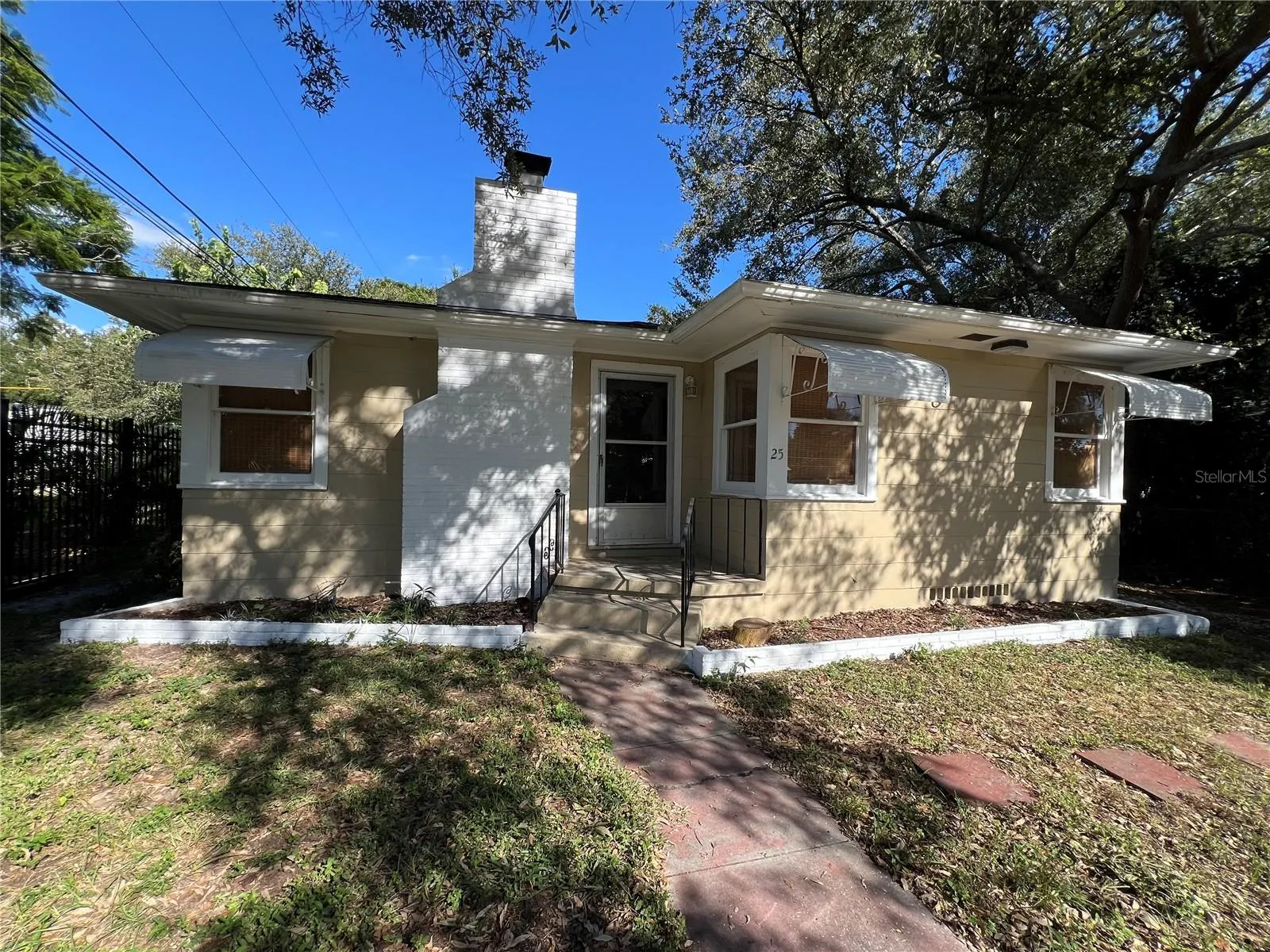 25 HIGHLAND AVE