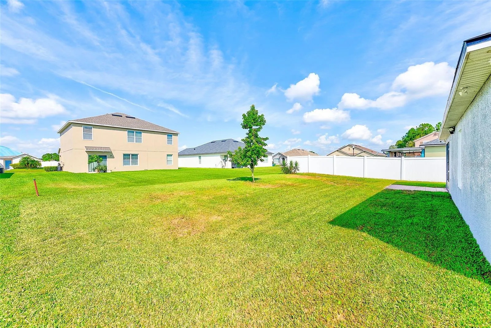 6195 GREY HERON DR