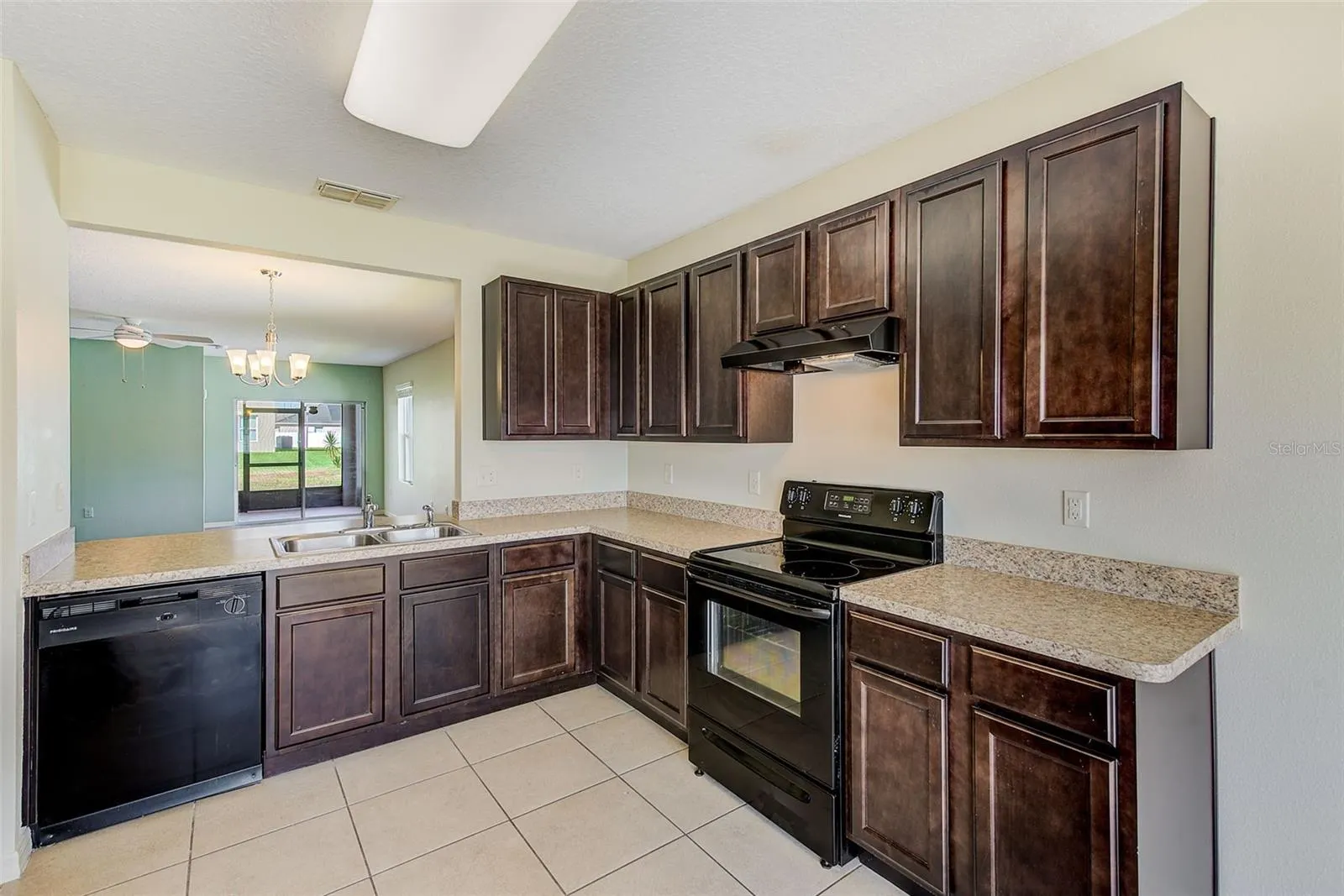 6195 GREY HERON DR