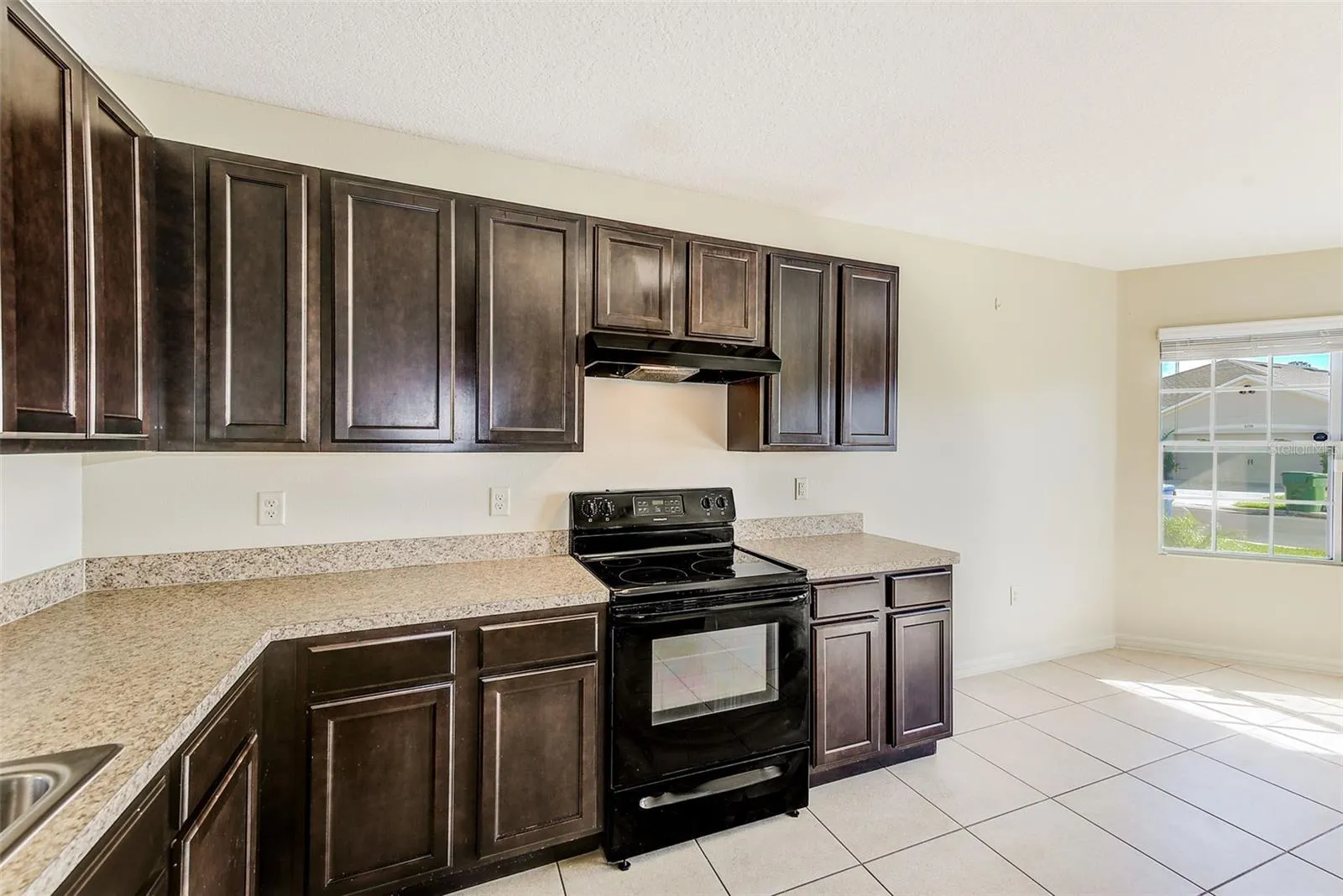 6195 GREY HERON DR