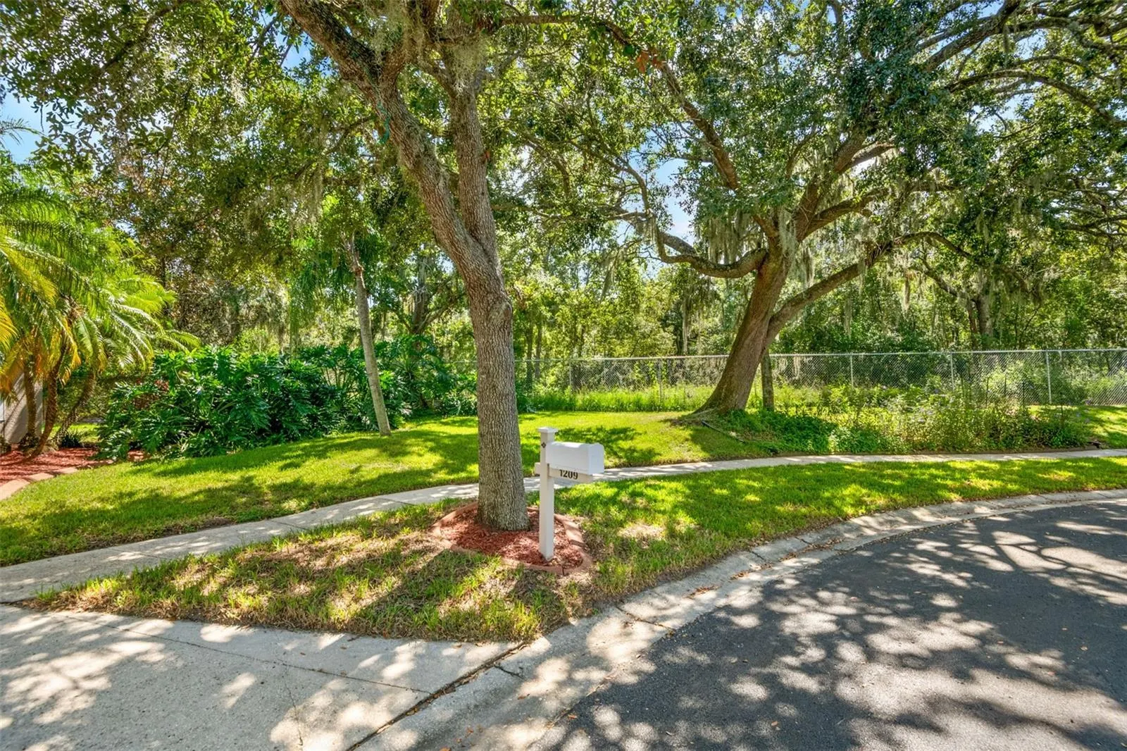 1209 EMERALD HILL WAY