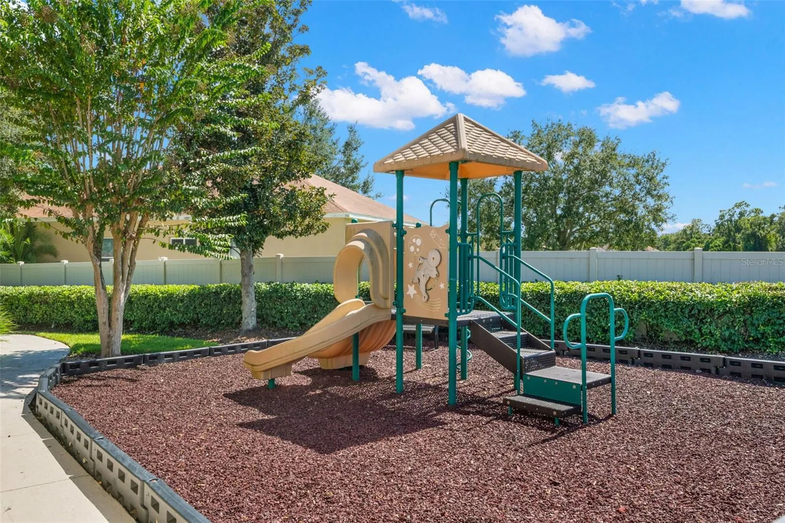 1209 EMERALD HILL WAY