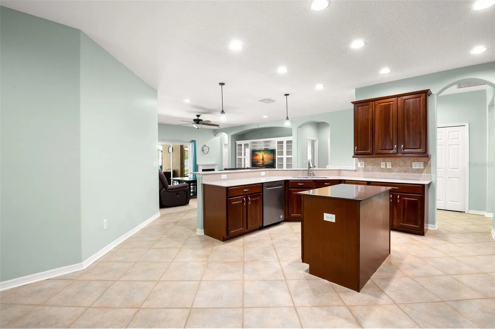 1209 EMERALD HILL WAY