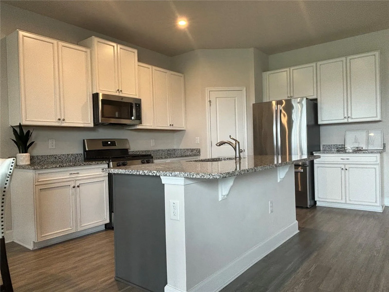 11618 MISS CHLOE CT