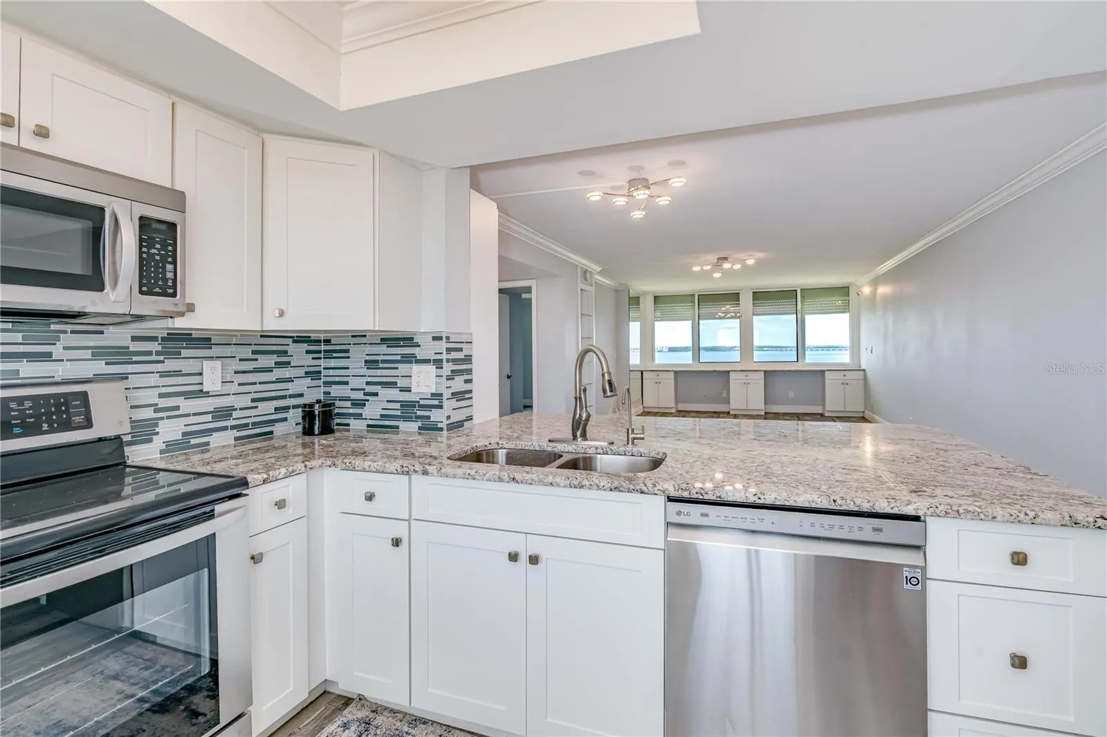 2618 COVE CAY DR #801, #801