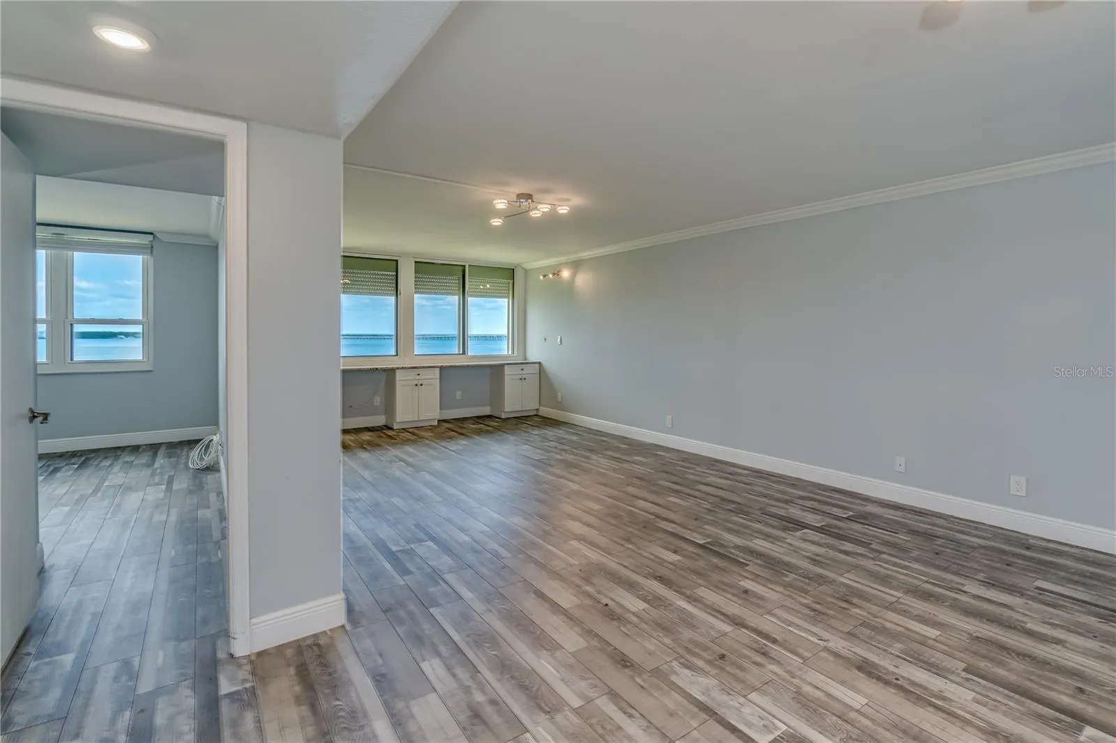 2618 COVE CAY DR #801, #801