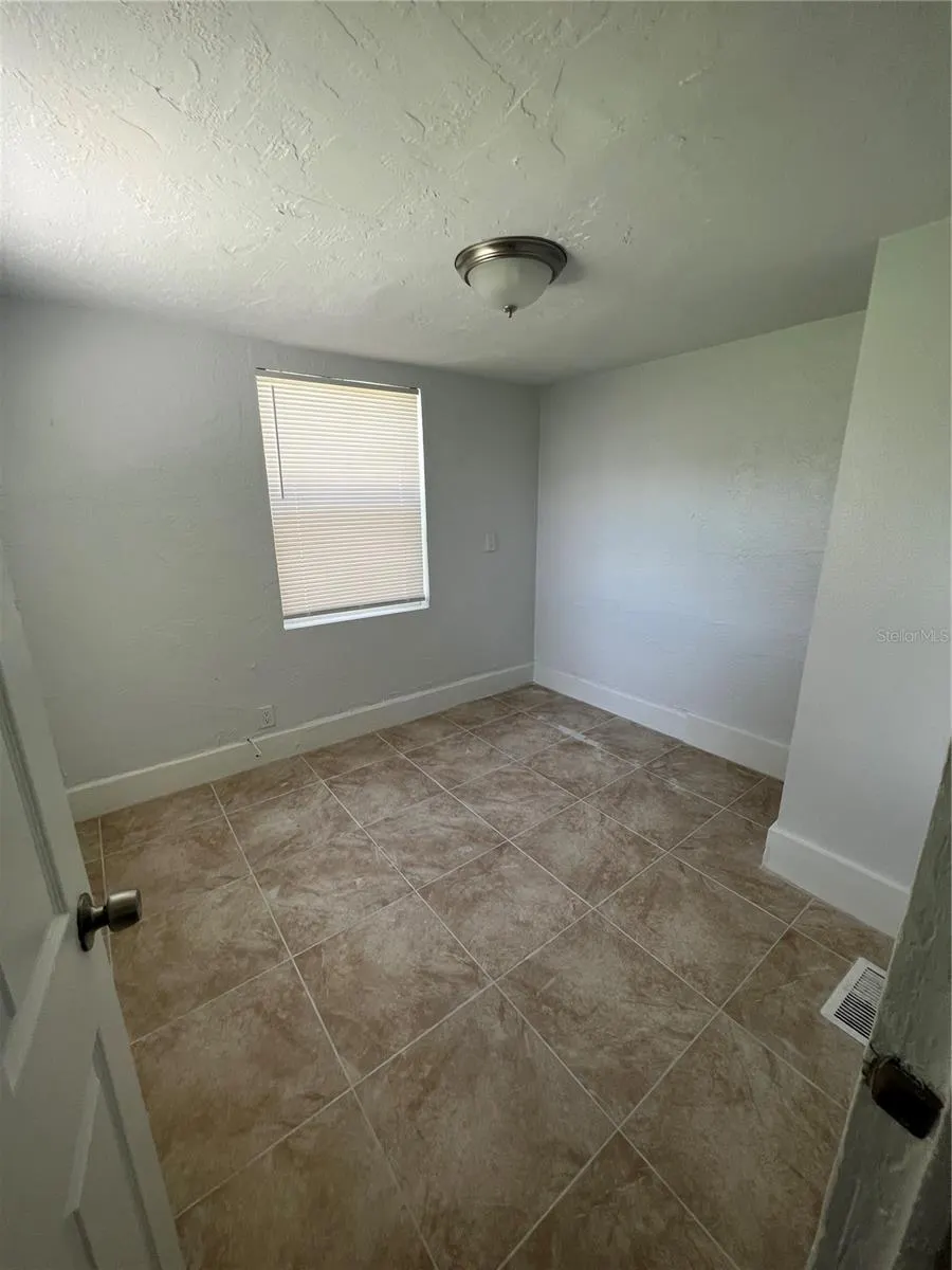 1125 13TH AVE S