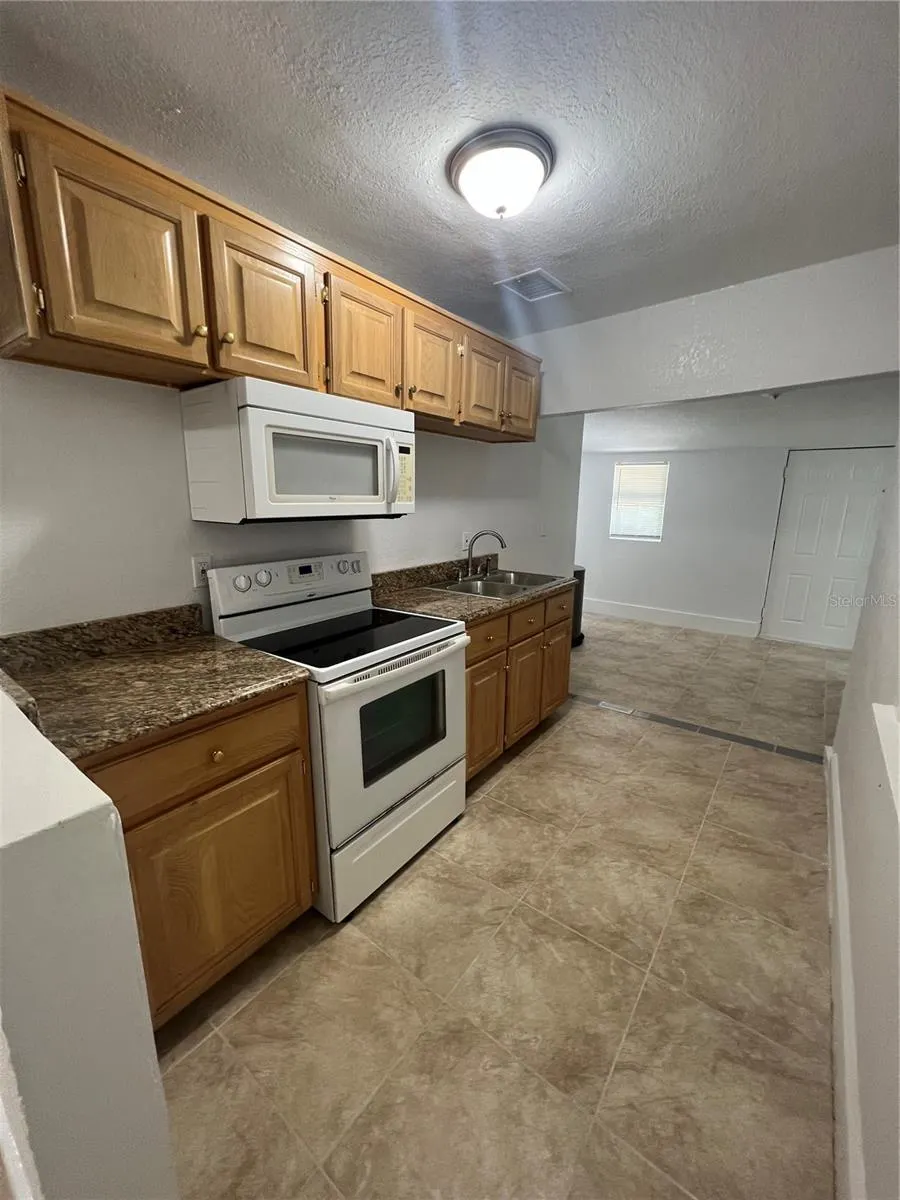 1125 13TH AVE S