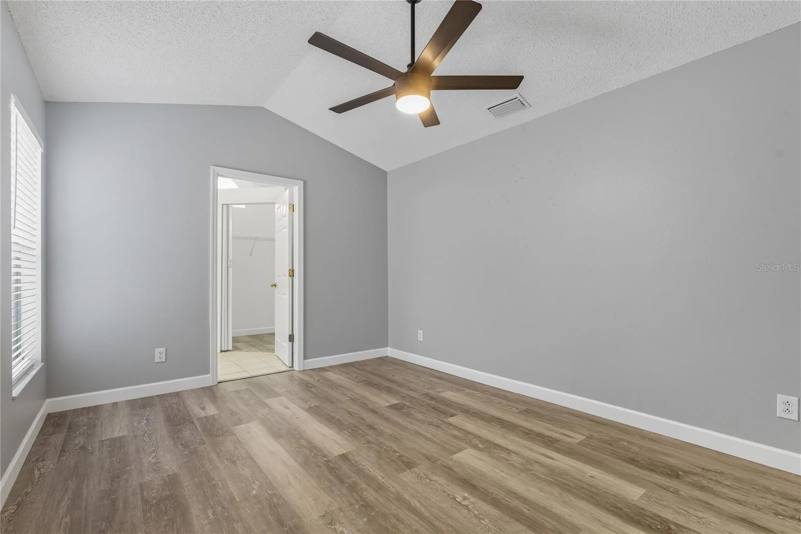 754 CAPE COD CIR