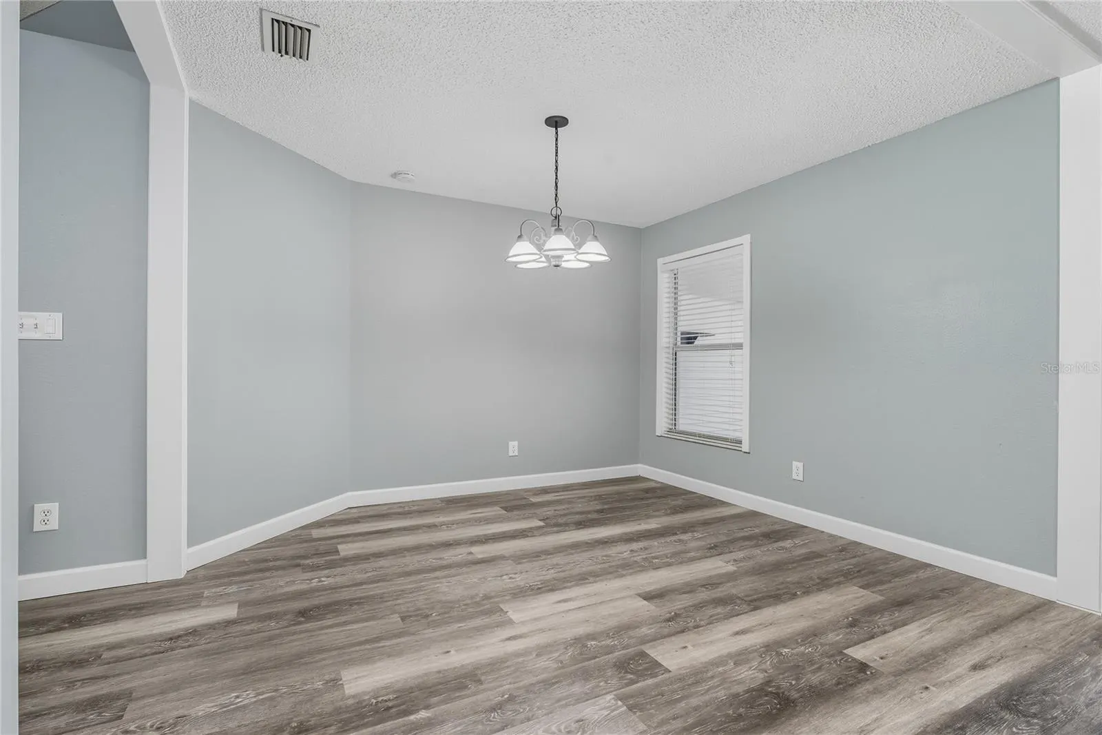 754 CAPE COD CIR