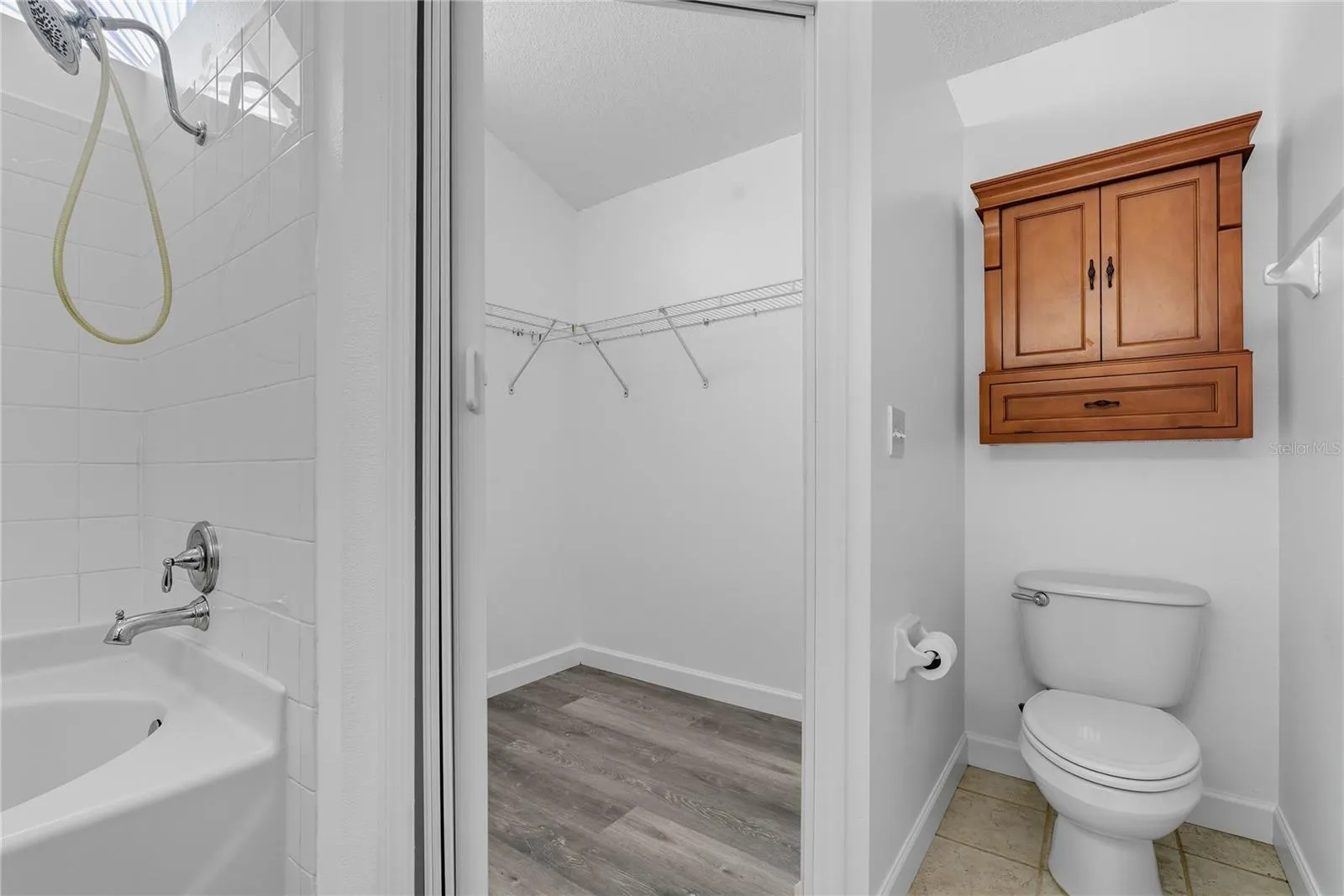 754 CAPE COD CIR