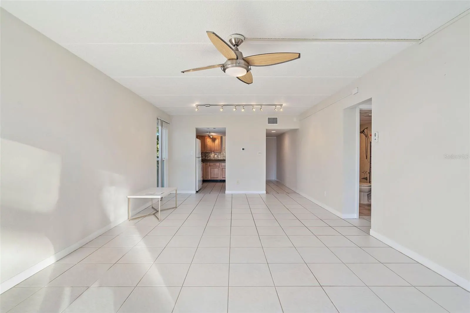 2944 W BAY DR #101, #101