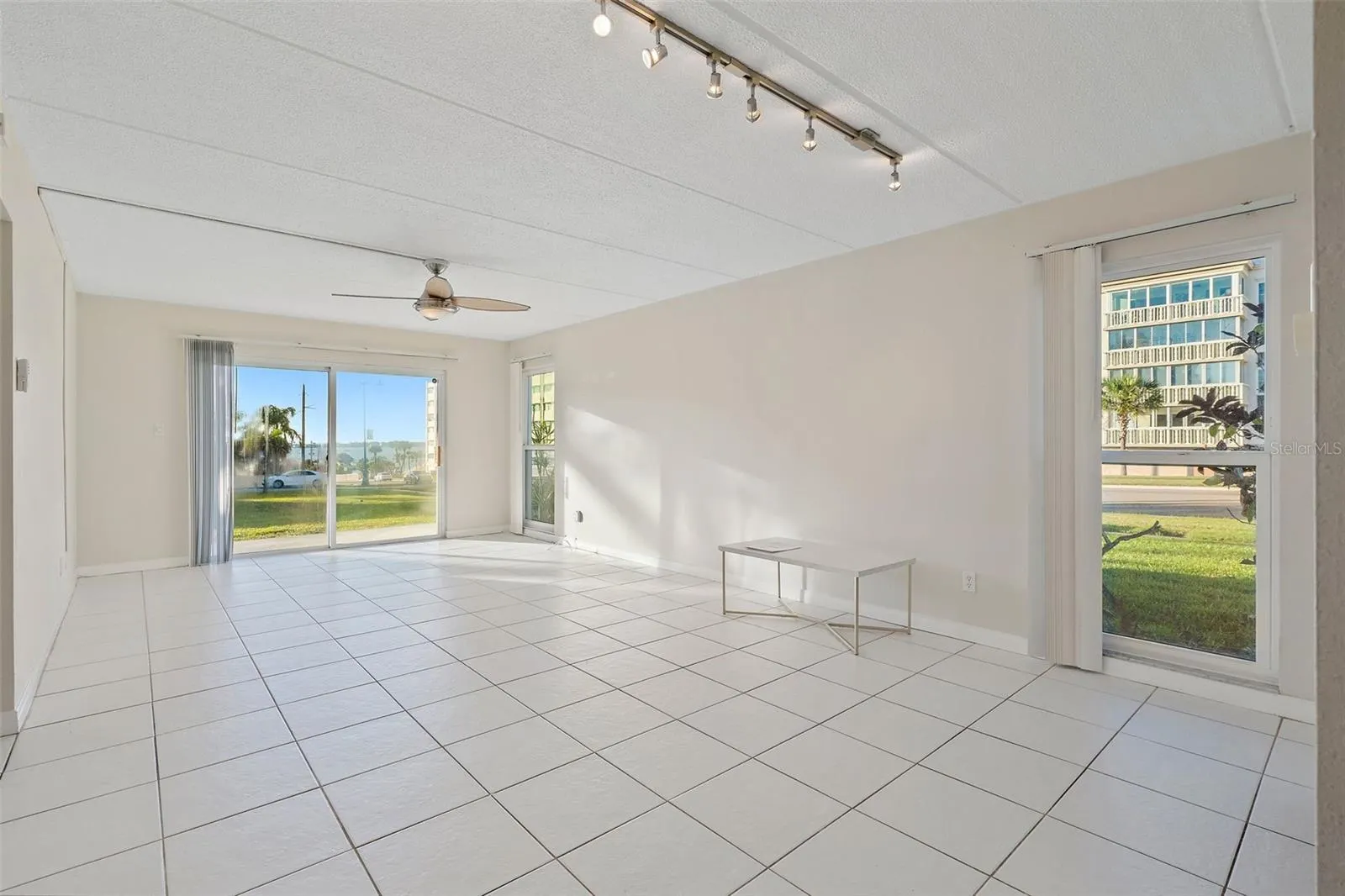 2944 W BAY DR #101, #101