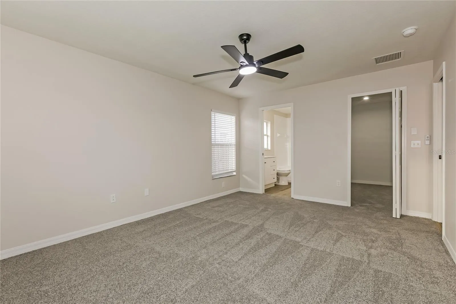 7729 CARRIAGE POINTE DR