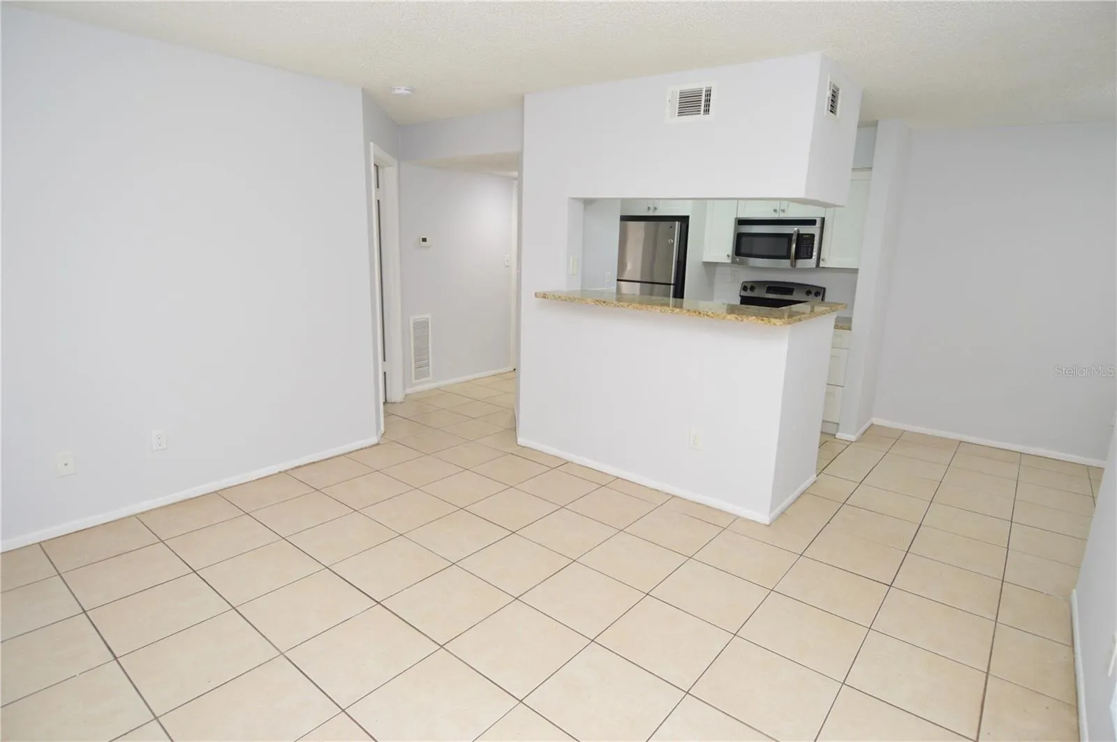 8702 MALLARD RESERVE DR #102, #102