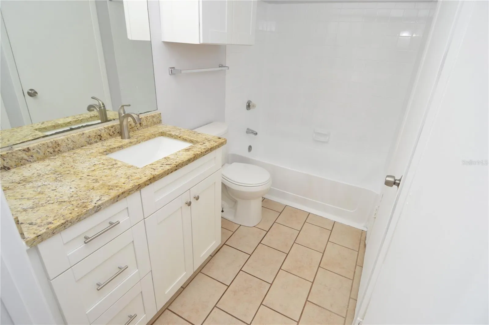 8702 MALLARD RESERVE DR #102, #102