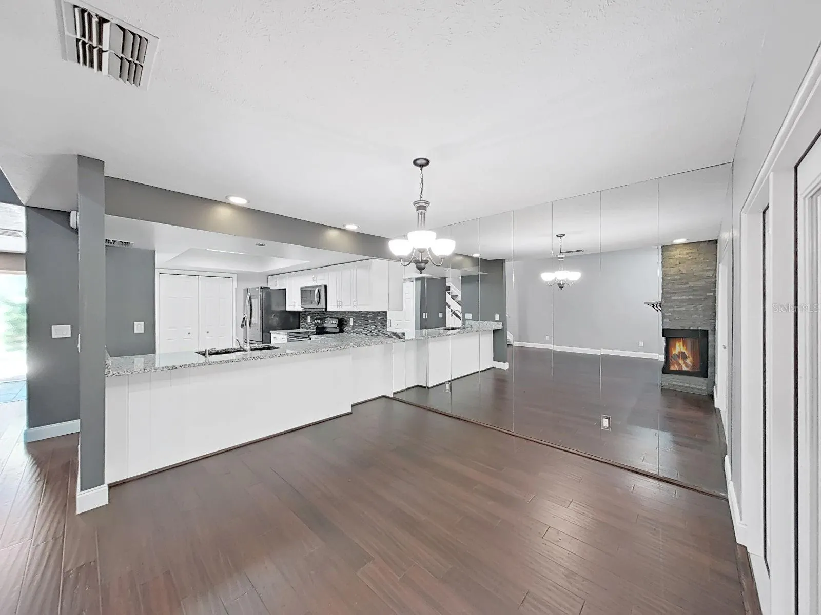 11506 GALLERIA DR