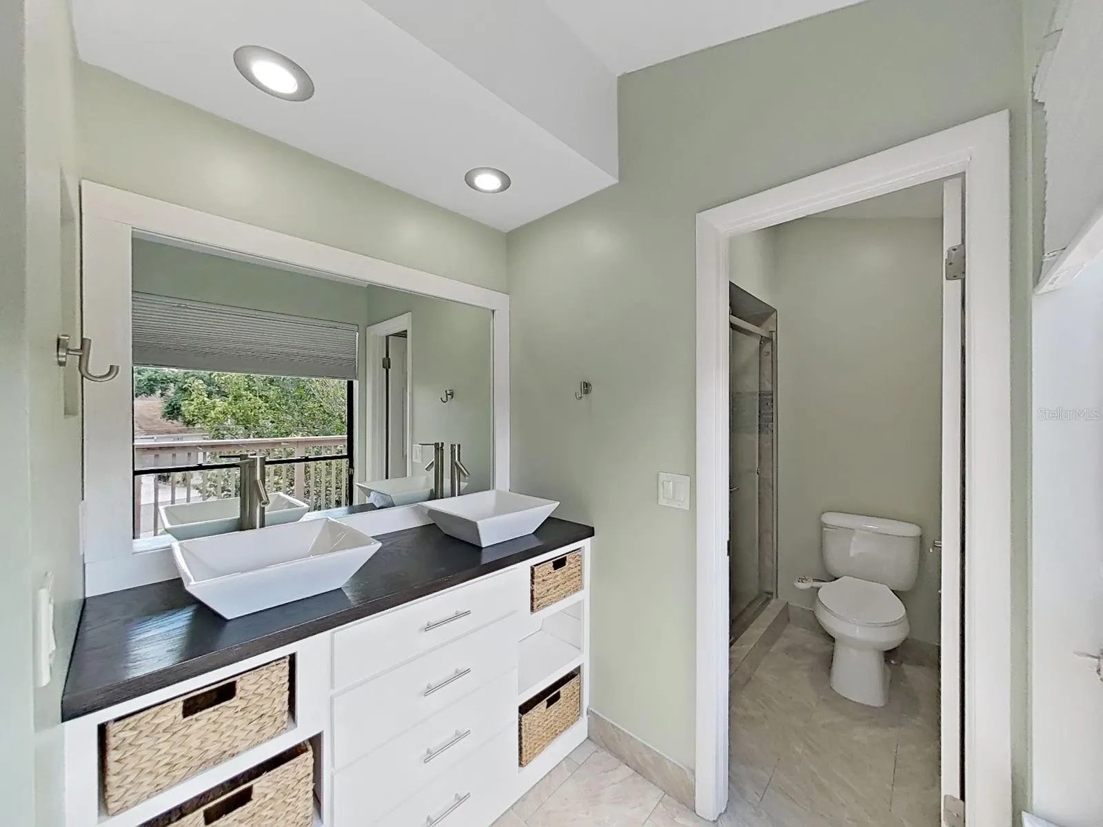11506 GALLERIA DR