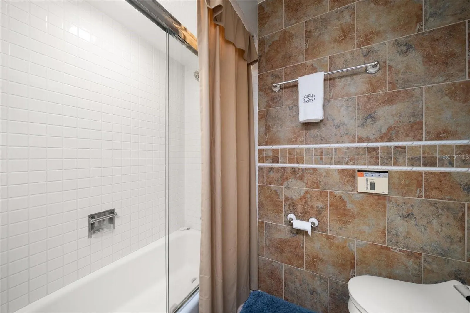 75 PELICAN PL