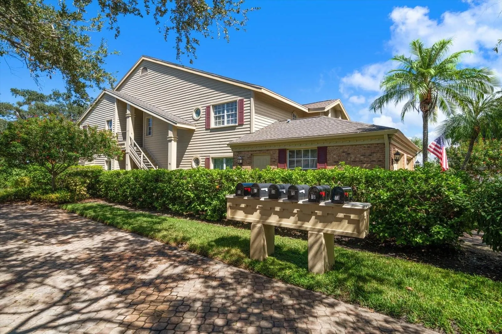 75 PELICAN PL