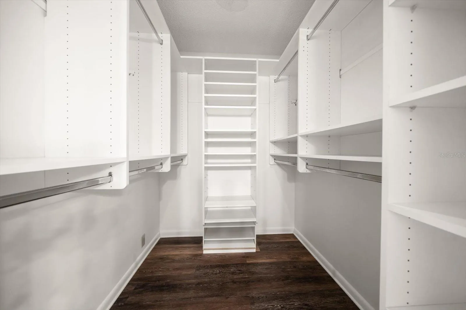 75 PELICAN PL