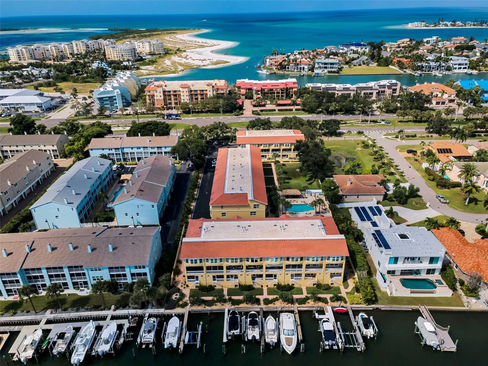 1063 PINELLAS BAYWAY S