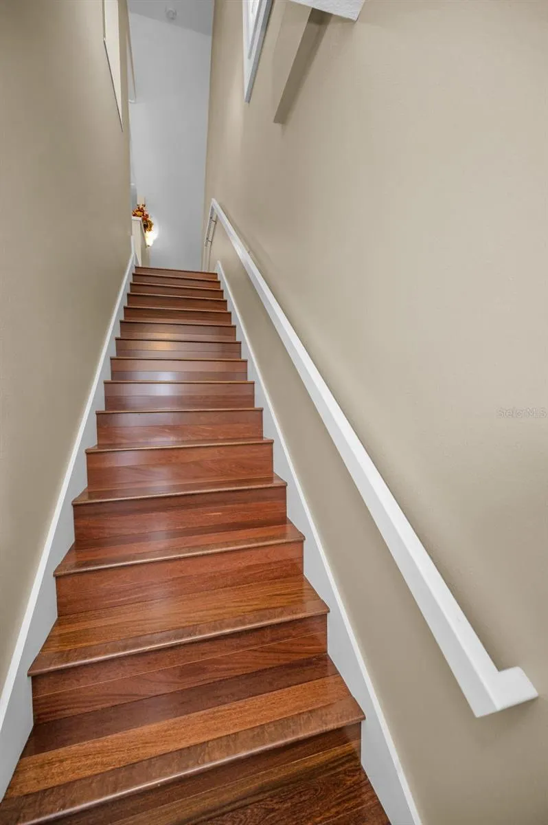 1063 PINELLAS BAYWAY S