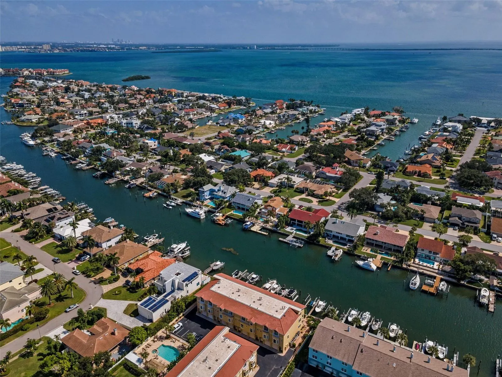 1063 PINELLAS BAYWAY S
