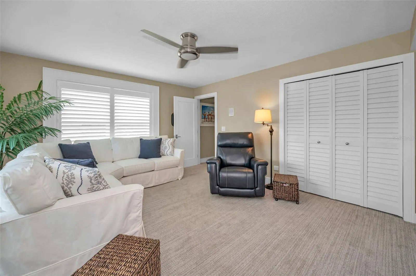 1063 PINELLAS BAYWAY S