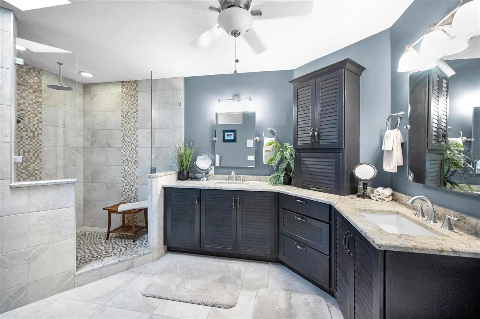 1063 PINELLAS BAYWAY S