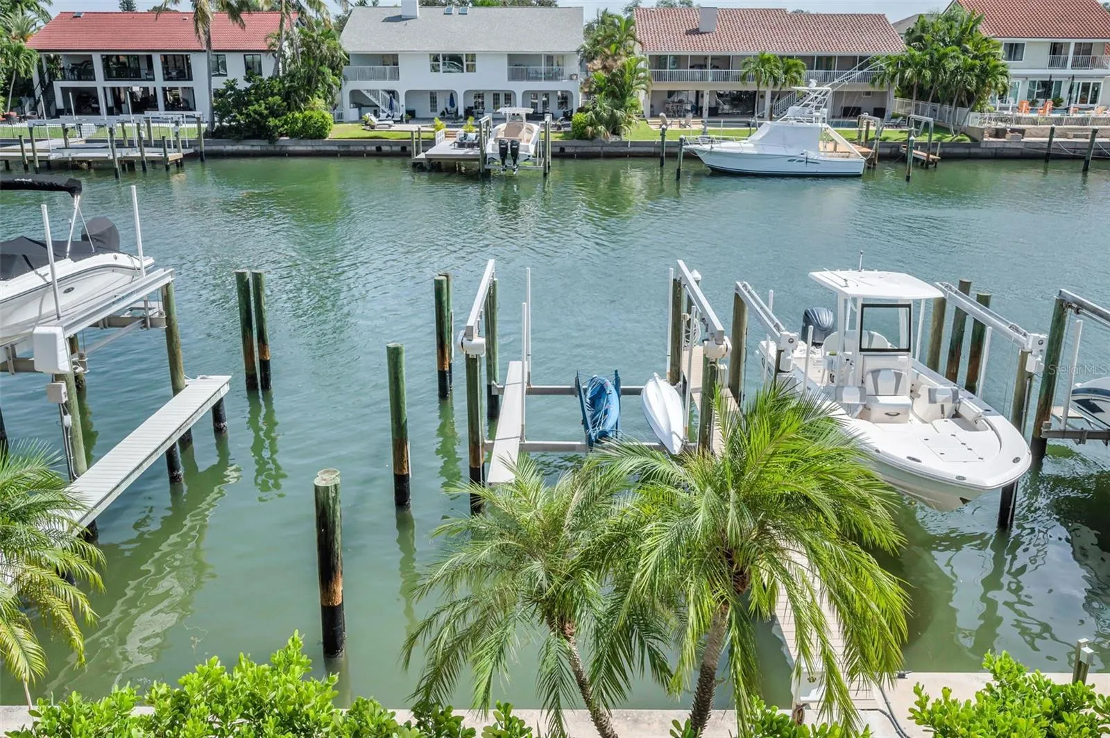 1063 PINELLAS BAYWAY S