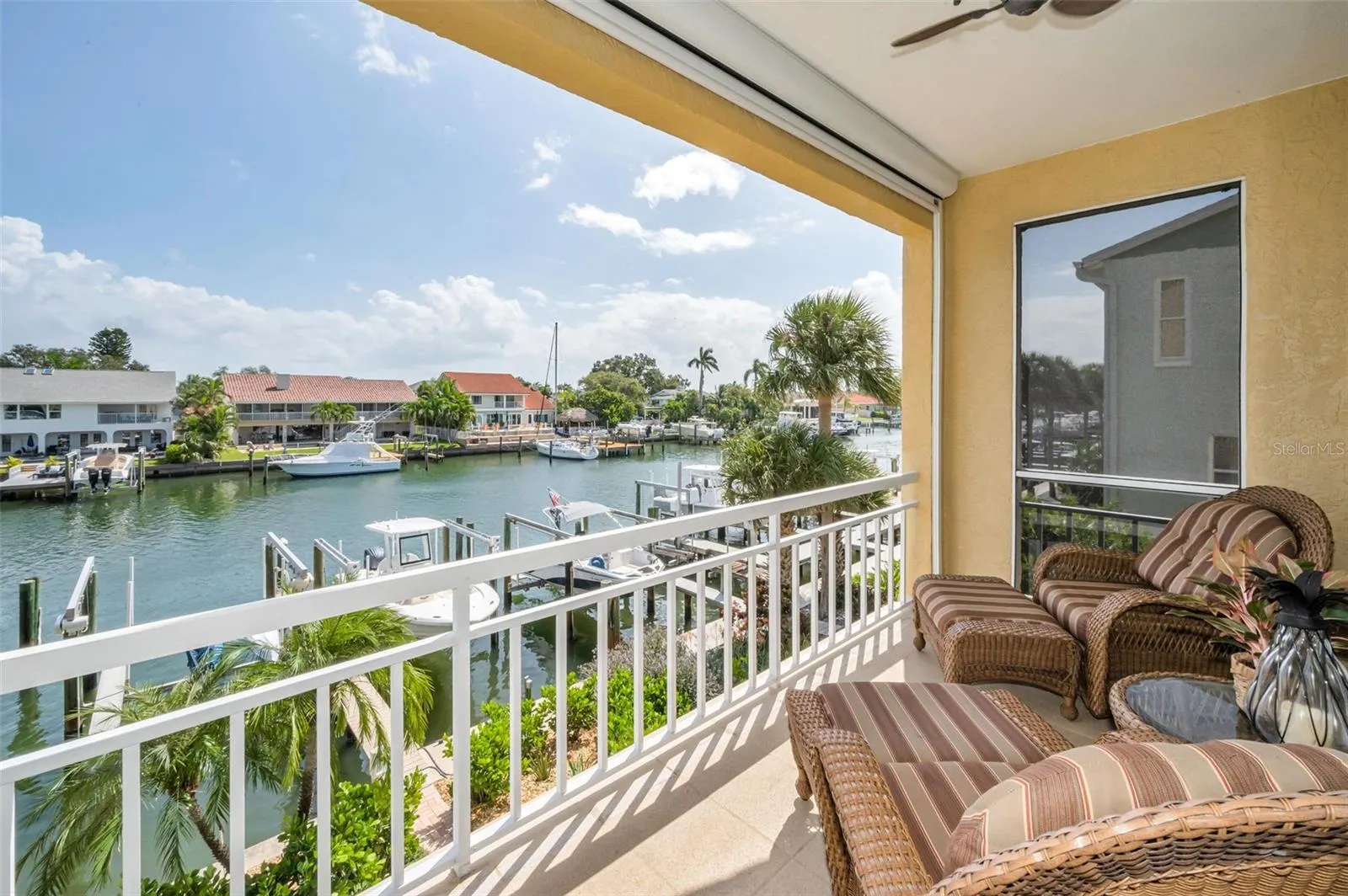 1063 PINELLAS BAYWAY S