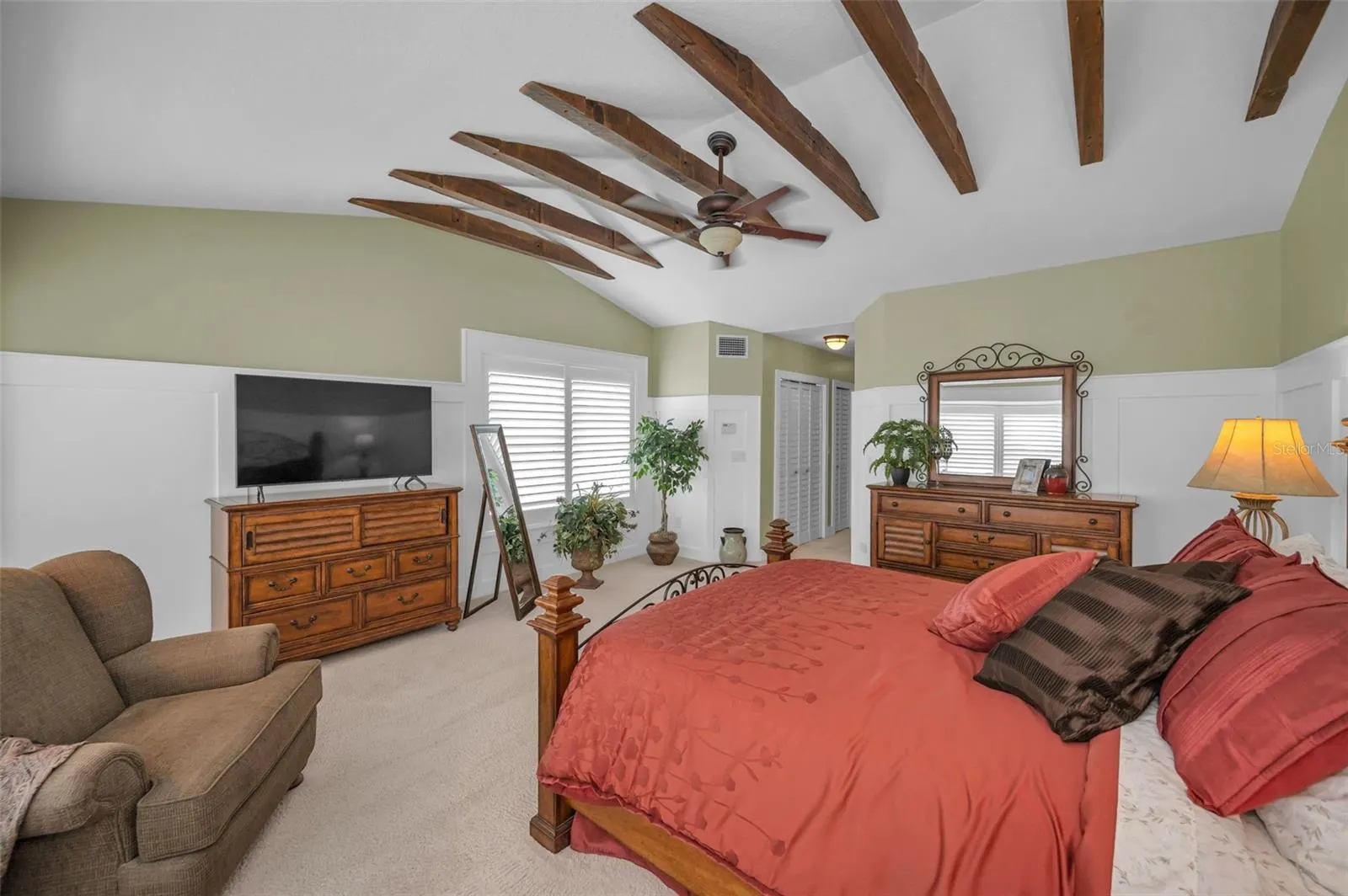 1063 PINELLAS BAYWAY S