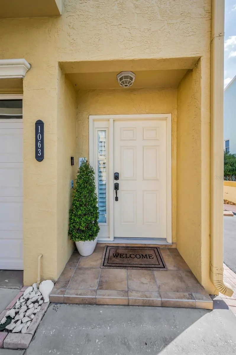 1063 PINELLAS BAYWAY S