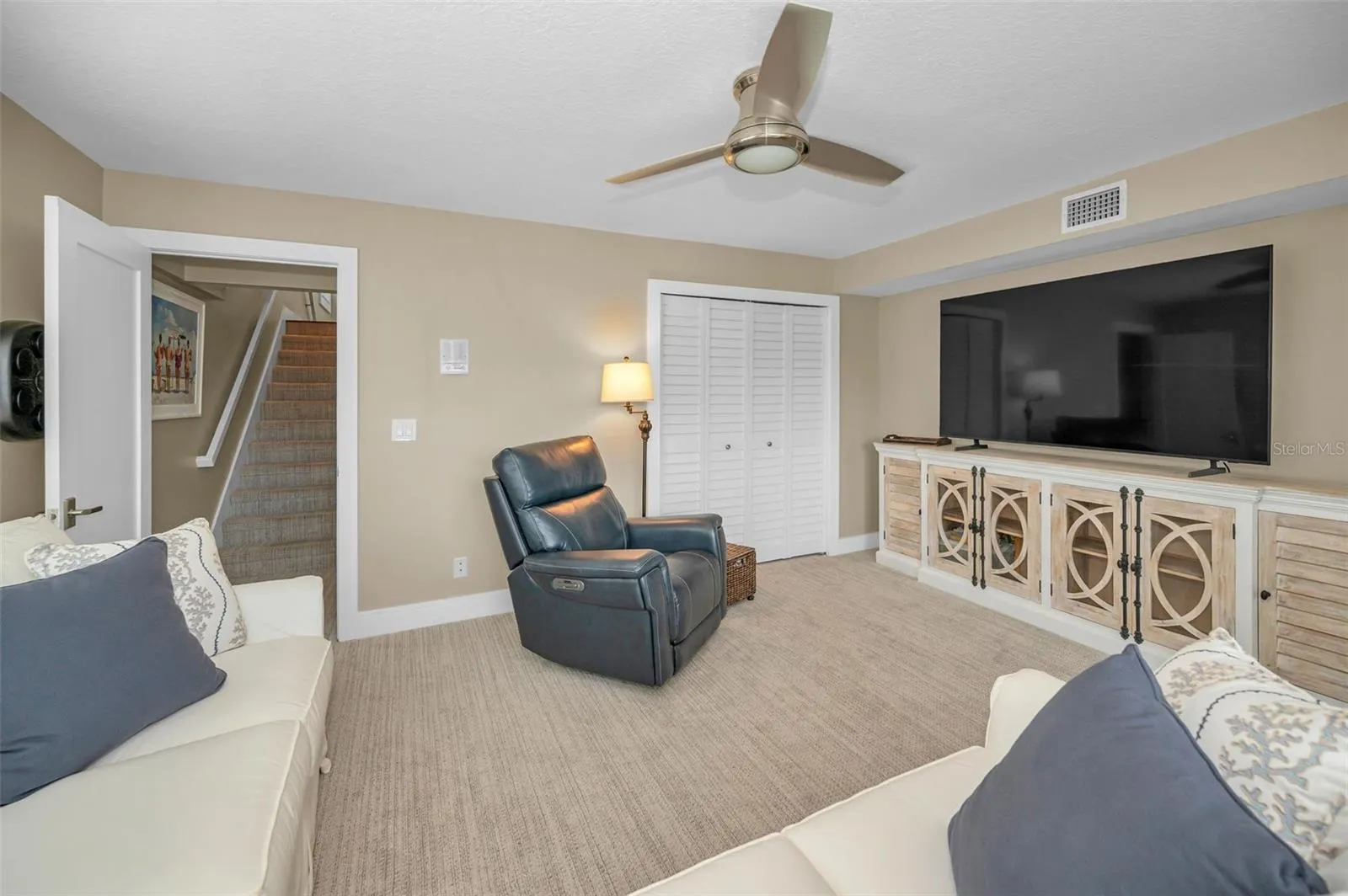 1063 PINELLAS BAYWAY S