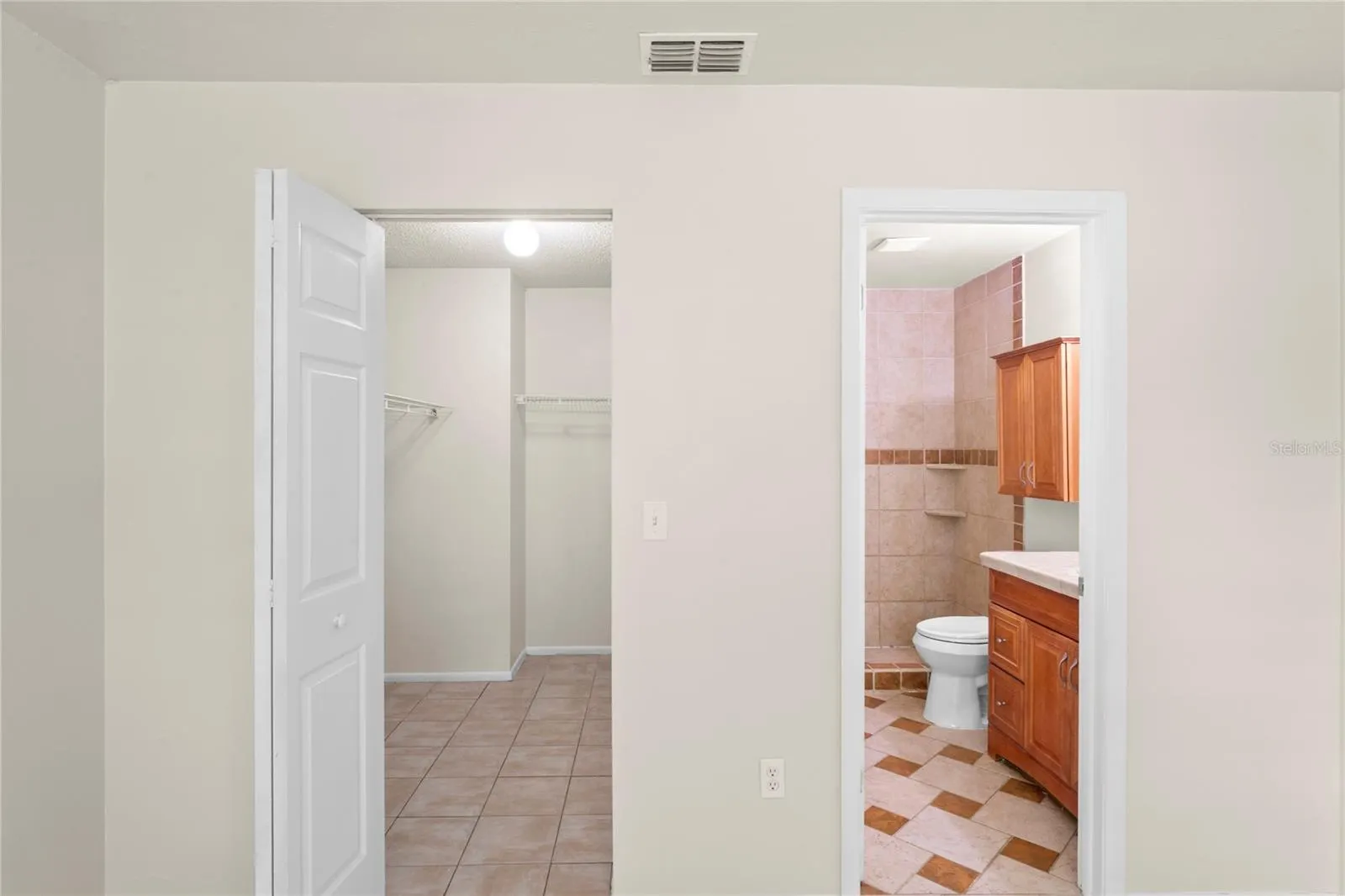 4932 HI VISTA CIR