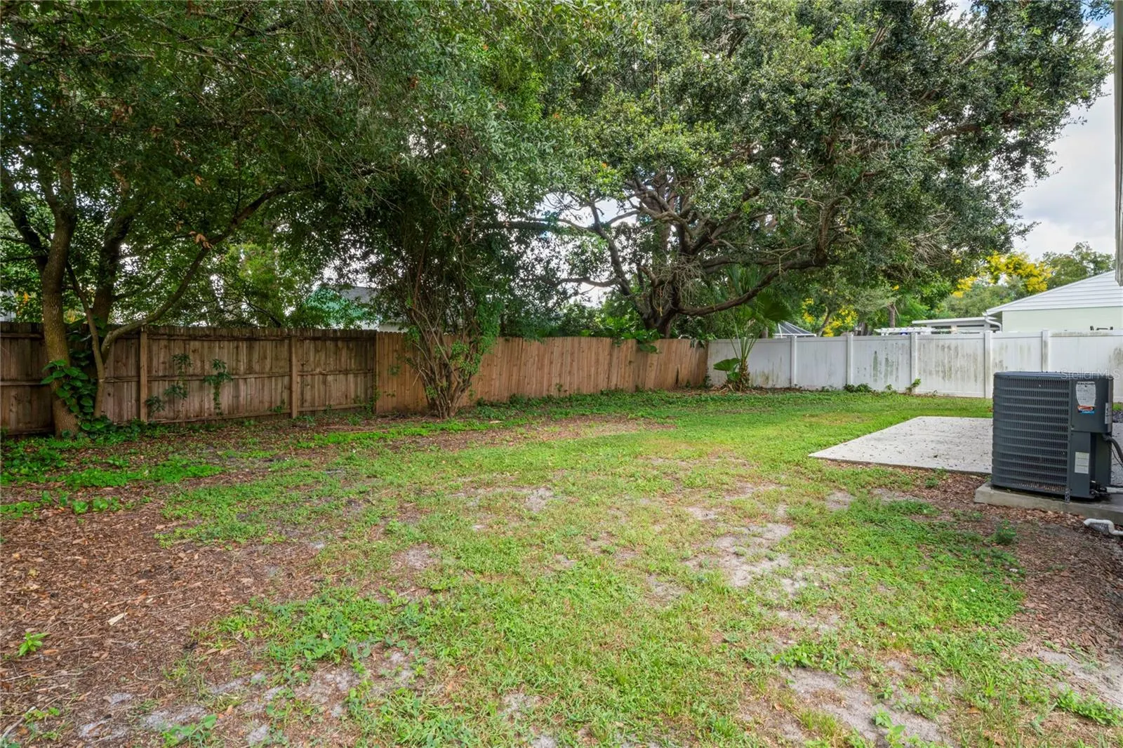 4932 HI VISTA CIR