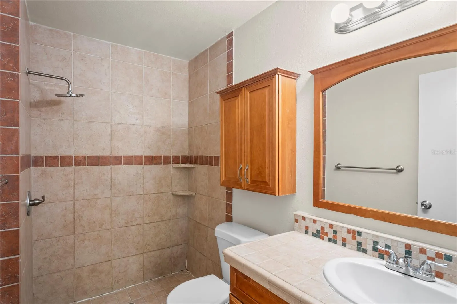 4932 HI VISTA CIR