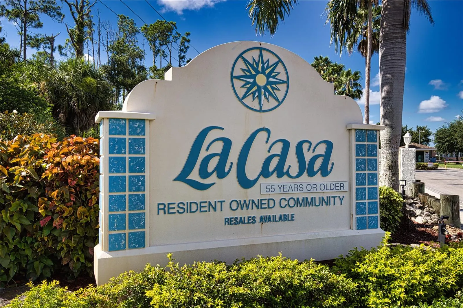 224 LA ROSAS