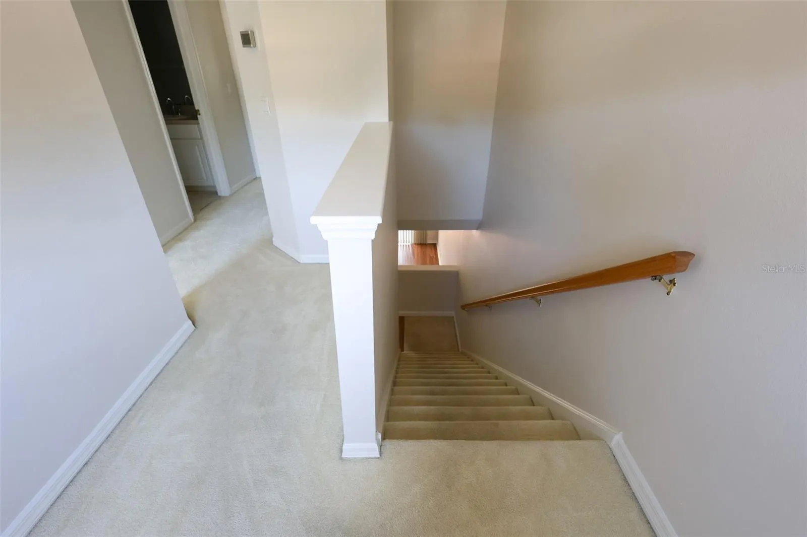 611 SPRING LAKE CIR