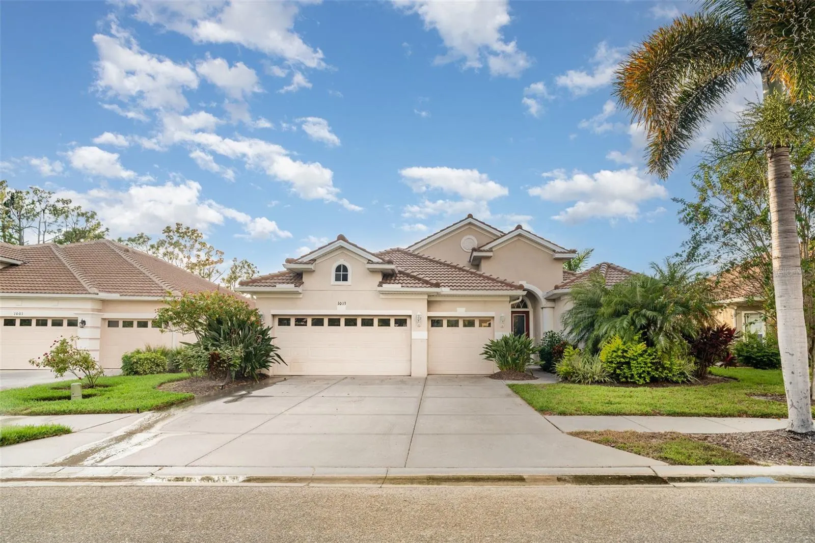 1011 CREEK NINE DR
