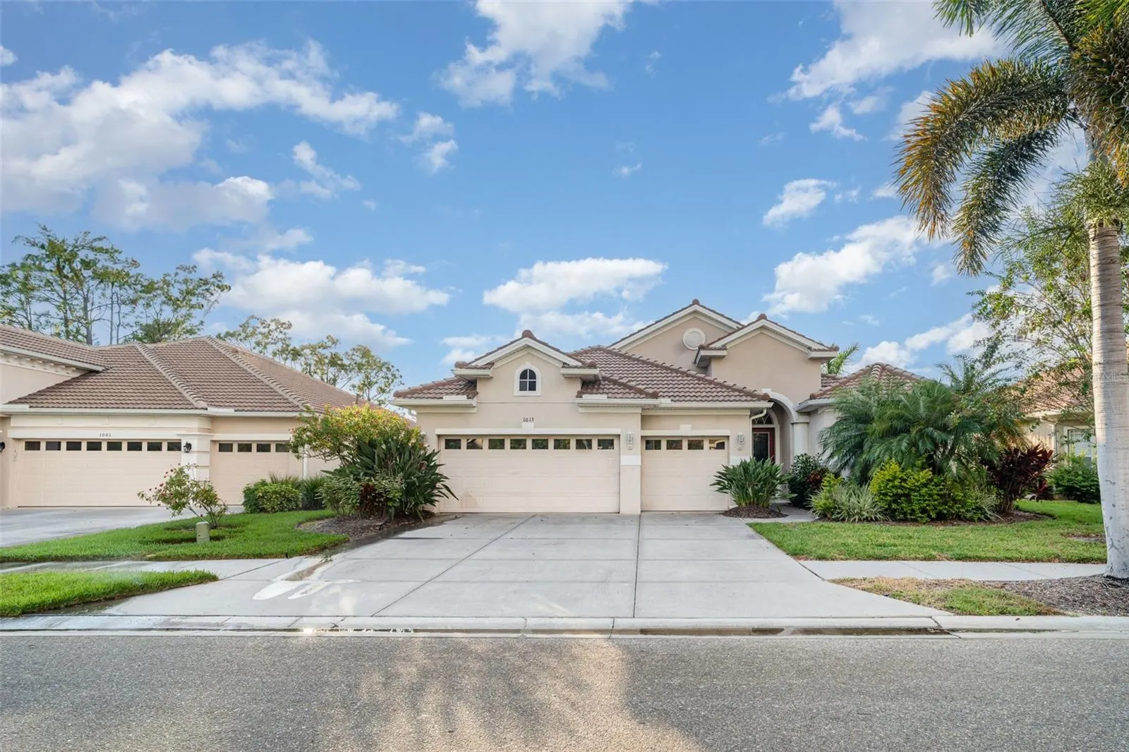 1011 CREEK NINE DR