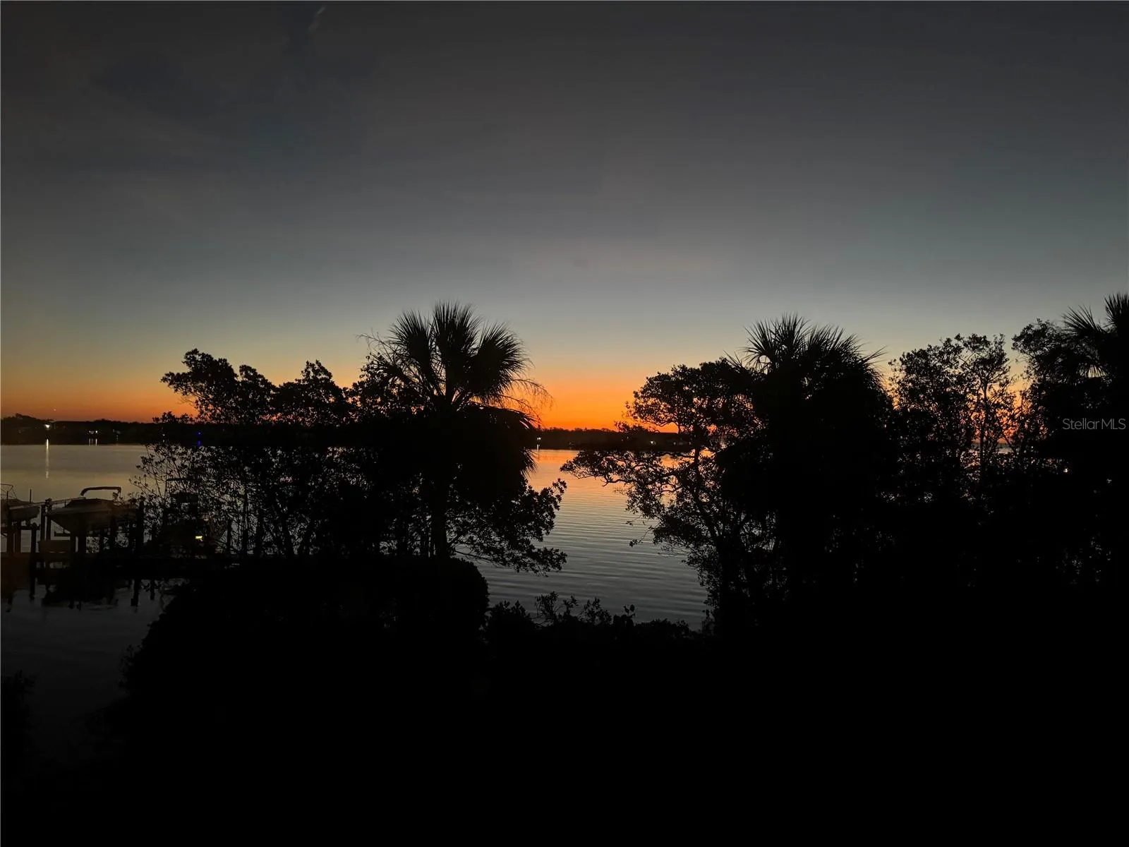 24 MANGROVE PT